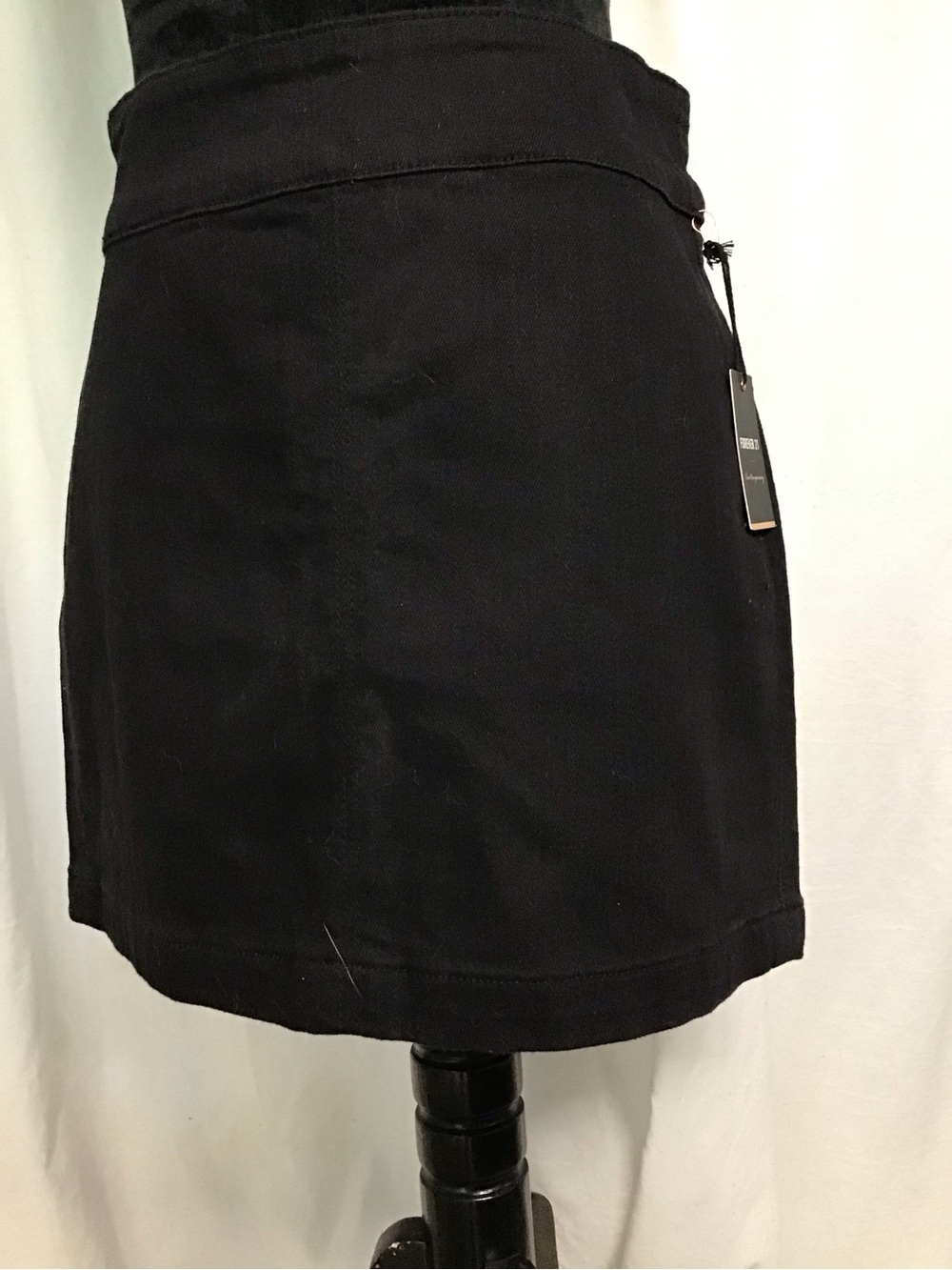 Forever 21 Black Mini Skirt - Clean A-Line